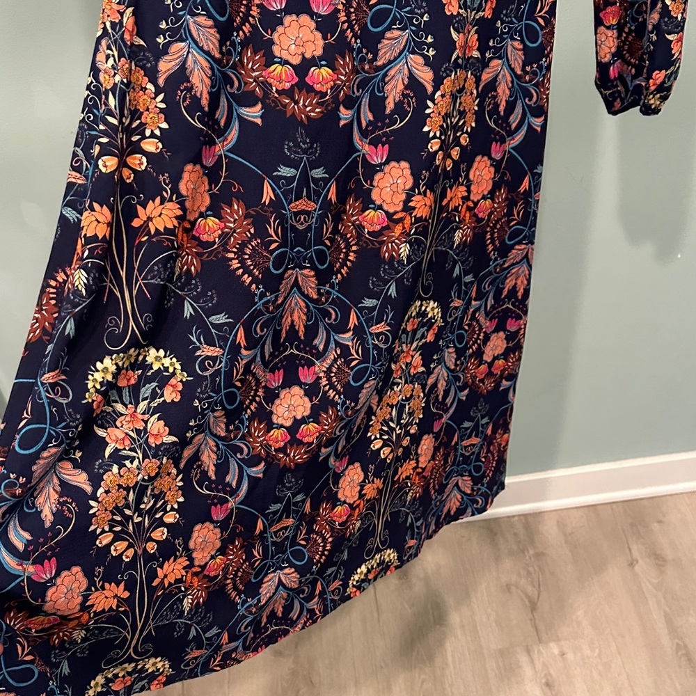 Floral Long Sleeve Dress - Picture 4 of 6